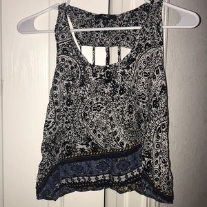 Cute tank top.